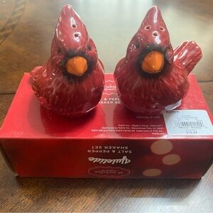 Cardinal Salt and Pepper Shaker Set